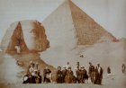 1871 - Dom Pedro II diante da Esfinge de Gizé e da Pirâmide de Quéops