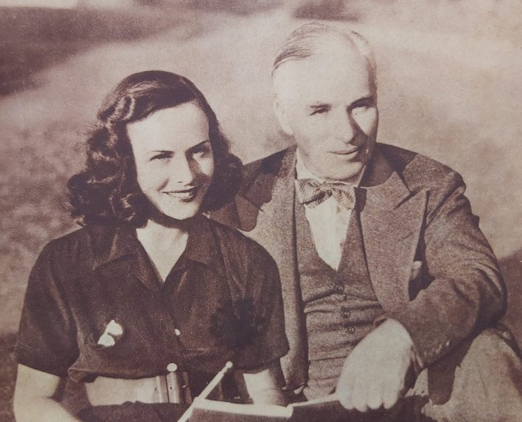 1937 - Charles Chaplin e Paulette Godard